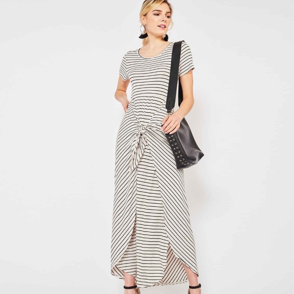 Entro Striped front tie Maxi dress in oatmeal gray - Picture 1 of 7